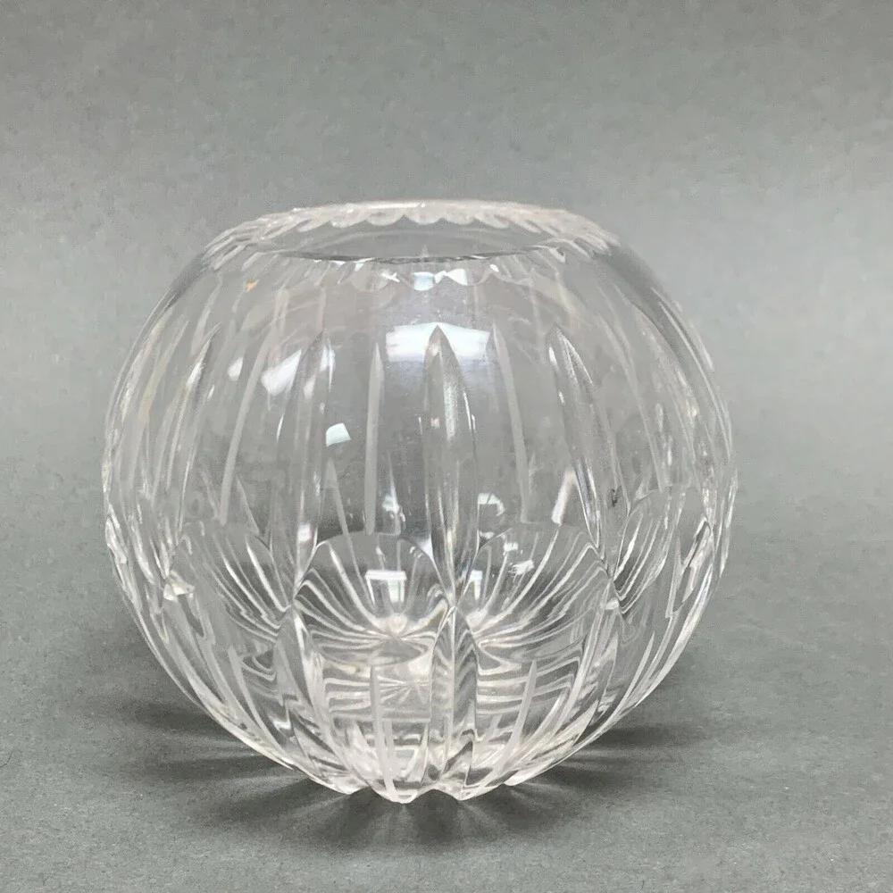Unbranded crystal glass